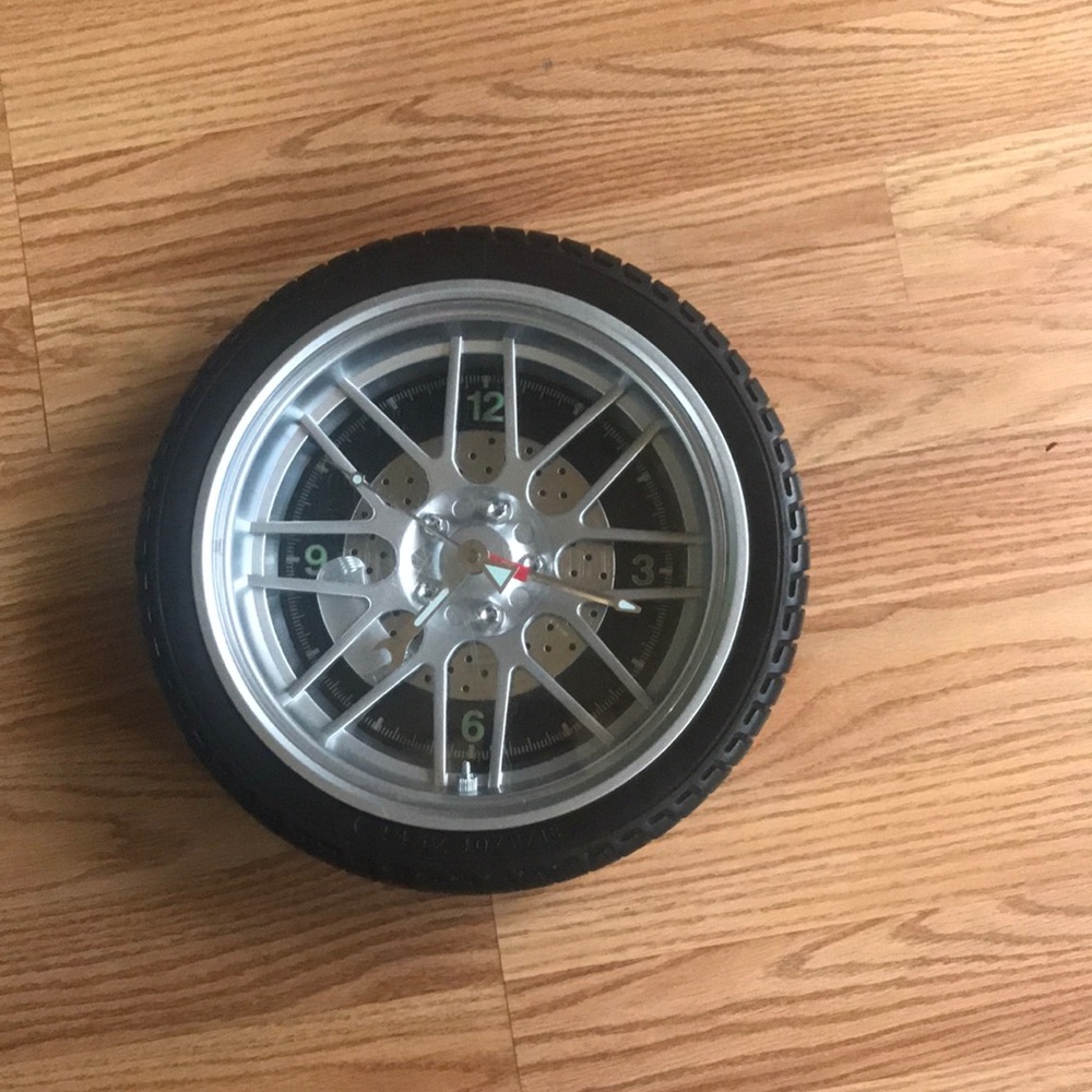Wall clock